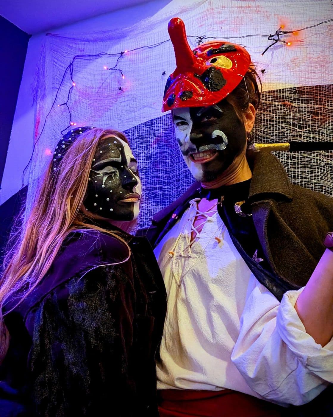Masques et maquillages pour la soirée Halloween